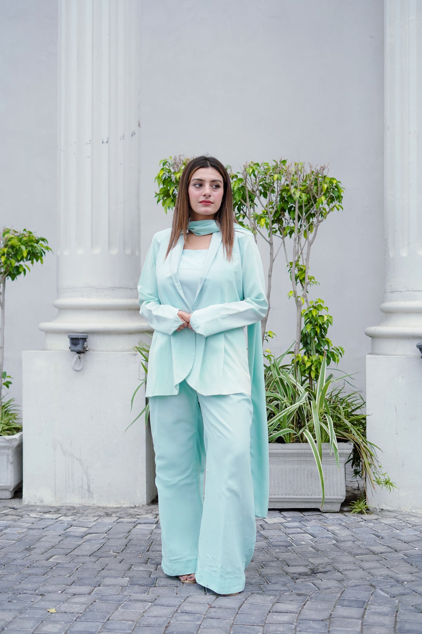 Mein – A Portrait of Poise and Confidence